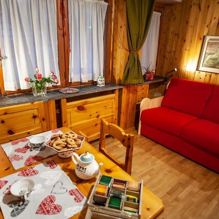 Casa-Chalet, In Centro A Courmayeur! Exterior photo
